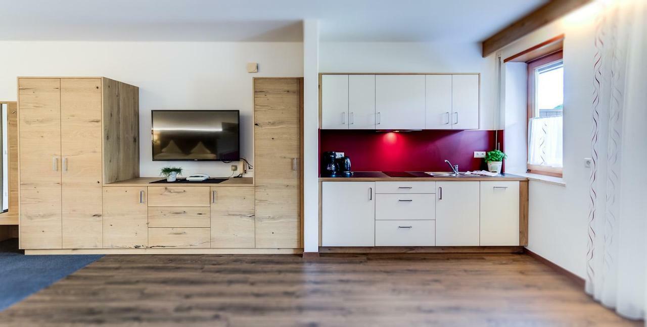 Residence Krone Schenna Ngoại thất bức ảnh