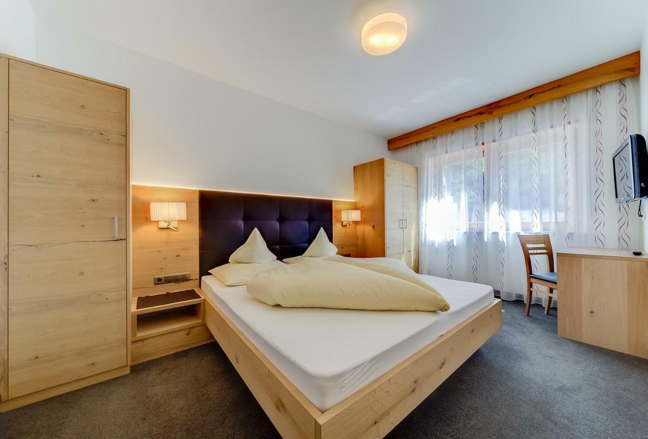 Residence Krone Schenna Ngoại thất bức ảnh
