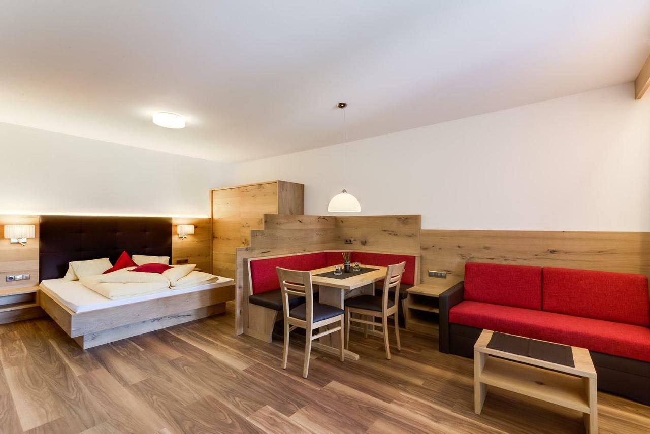Residence Krone Schenna Ngoại thất bức ảnh
